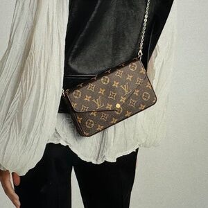 Louis Vuitton "Felicie Pochette"